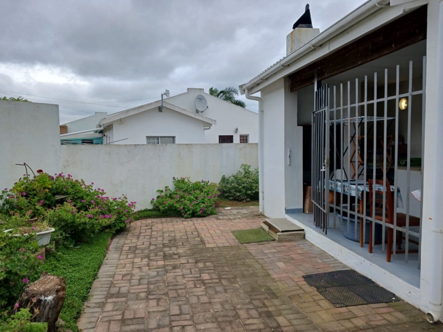 3 Bedroom Property for Sale in Fraaiuitsig Western Cape
